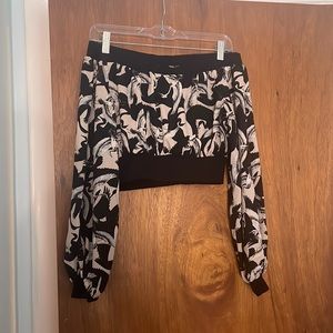 Japanese crane print off the shoulder crop top